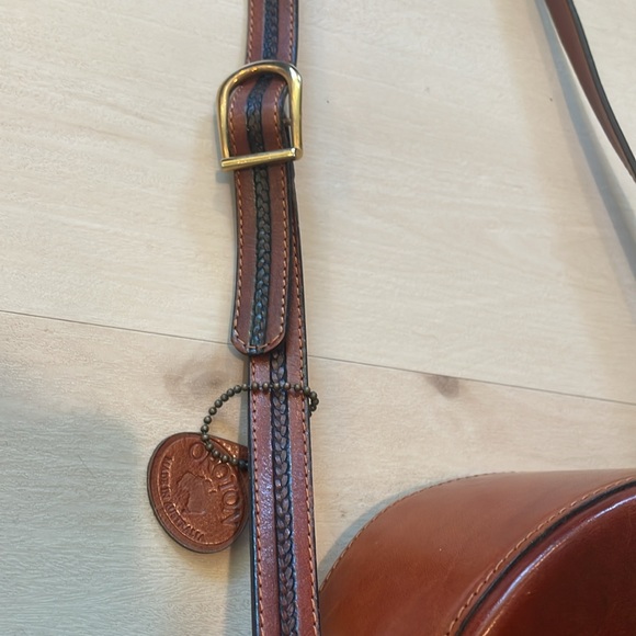 Vintage Oroton of Australia leather crescent crossbody genuine leather bag - Picture 12 of 17